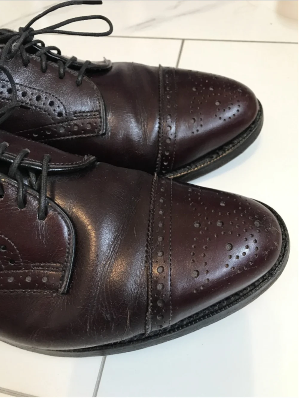 Allen Edmonds Burgundy Leather Lexington Cap Toe Lace Up Oxford Shoes 6.5